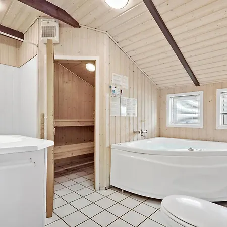 In With Sauna Casa vacanze Sjolund